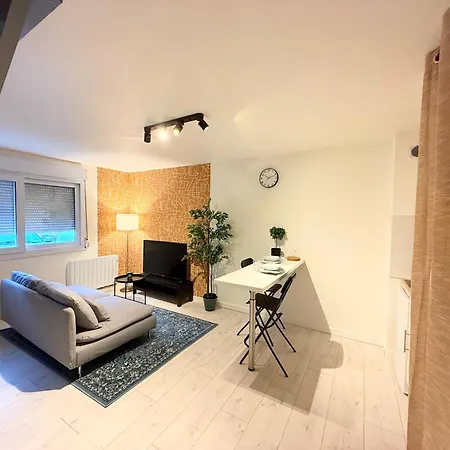 Apartamento Appartement, Parking, Wifi, Le Monastere