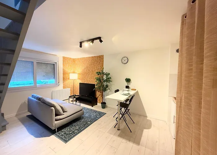 Lejlighed Appartement, Parking, Wifi, Le Monastere